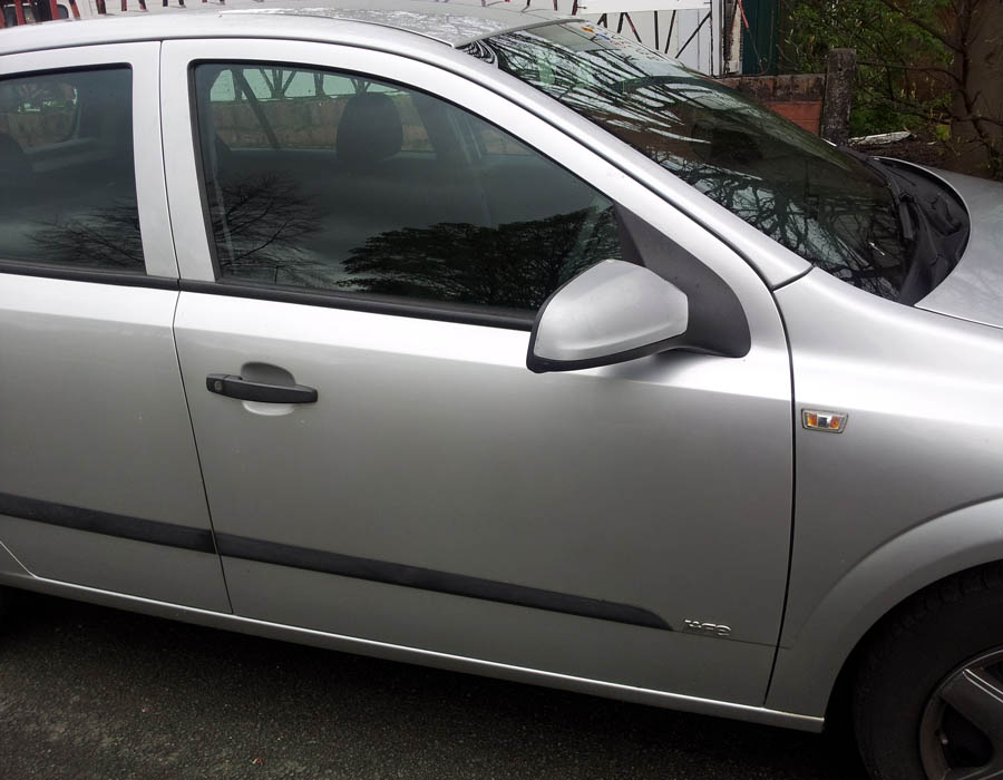 Vauxhall Astra Life door-driver-side-front